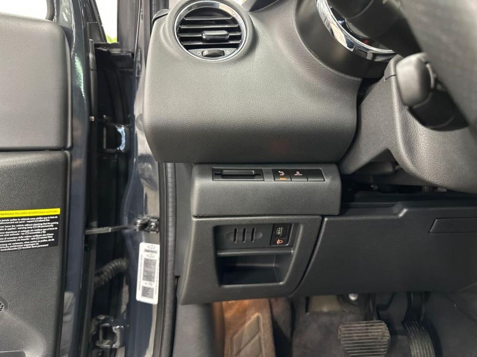 PEUGEOT 3008 2011