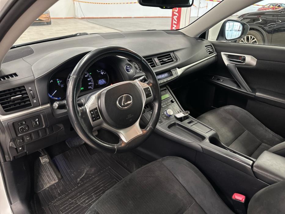 LEXUS CT 2012