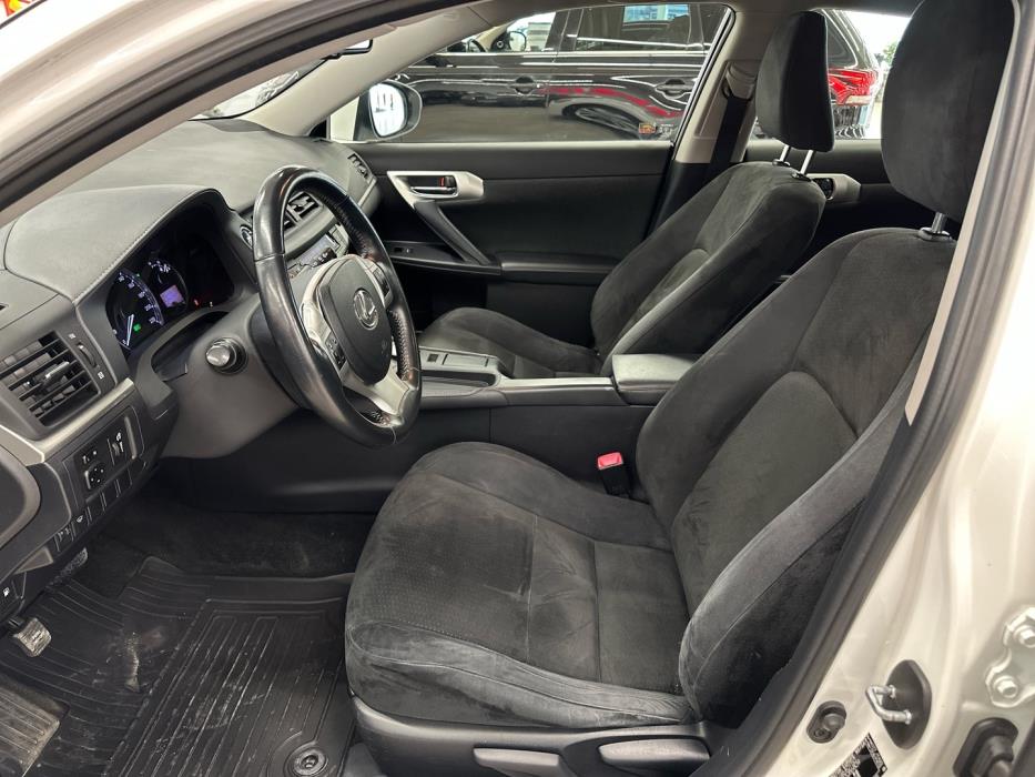 LEXUS CT 2012