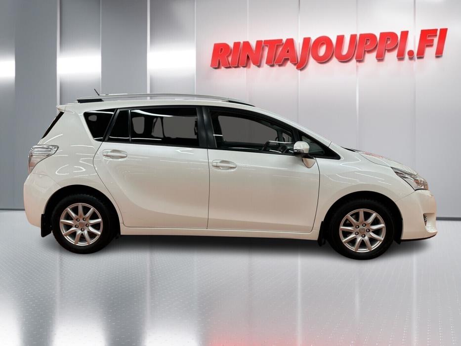 TOYOTA Verso 2014
