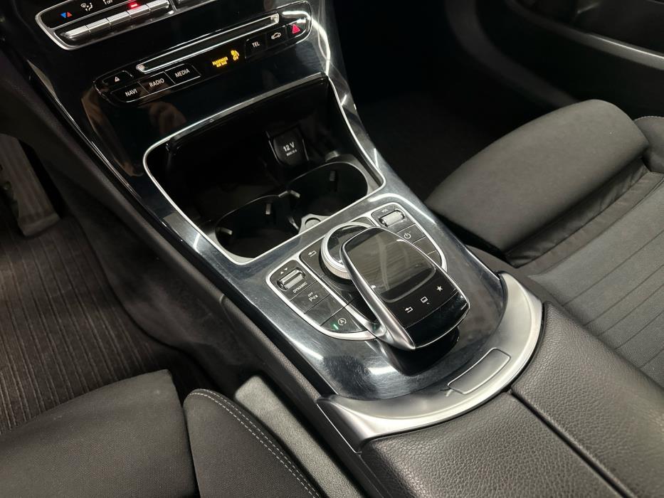 MERCEDES-BENZ C 2016