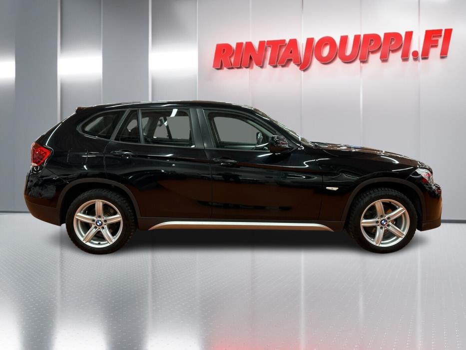 BMW X1 2011