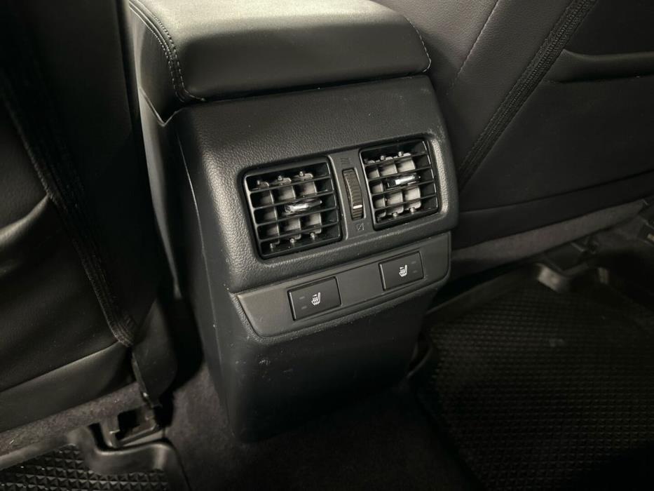 SUBARU Outback 2016
