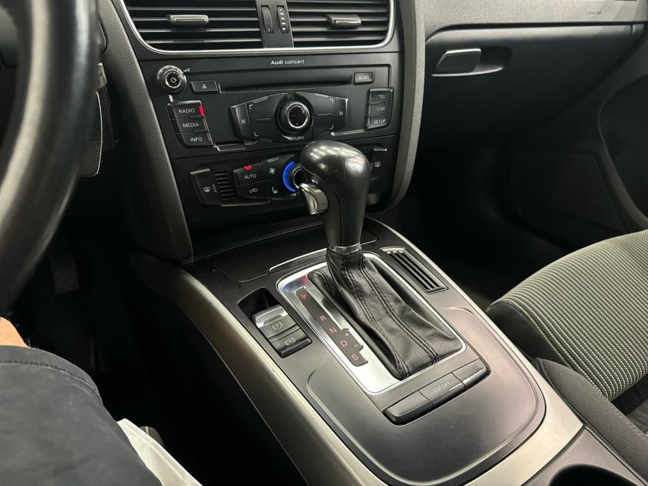 AUDI A4 2008