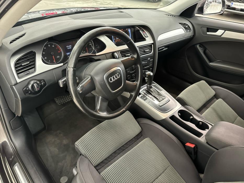 AUDI A4 2008