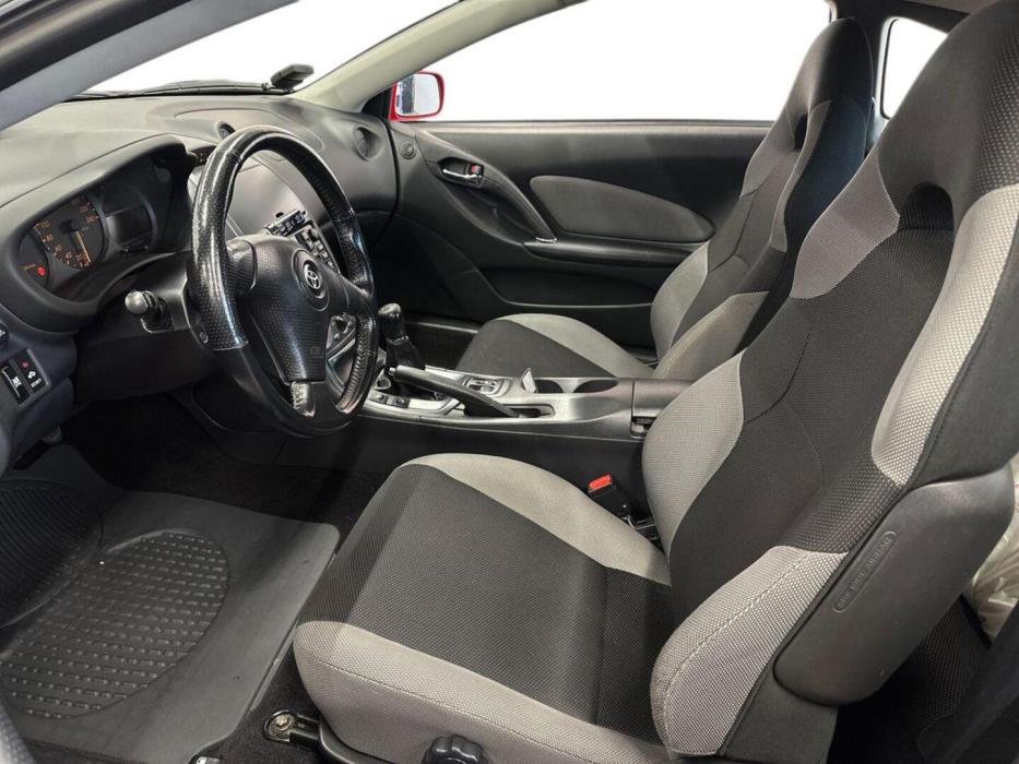 TOYOTA Celica 2005