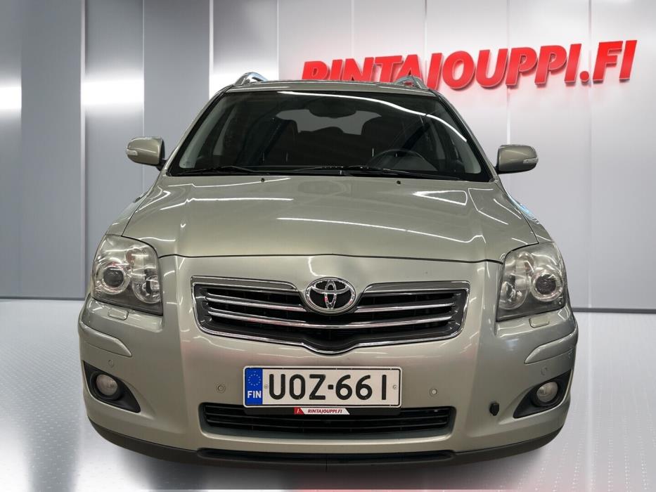 TOYOTA Avensis 2008