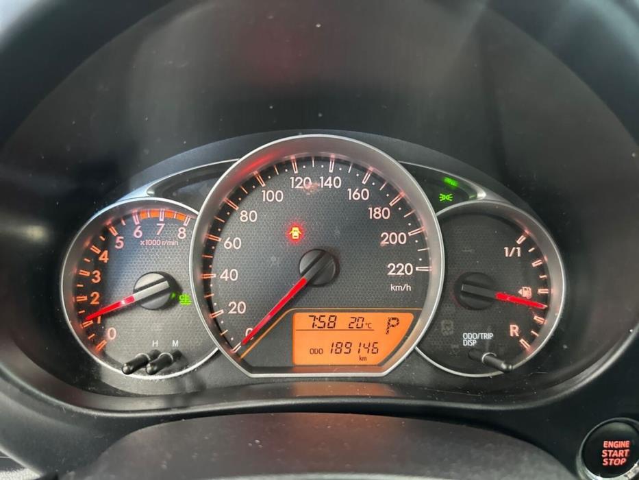 TOYOTA Verso-S 2012