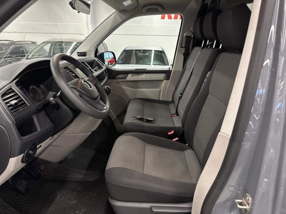 VOLKSWAGEN Transporter 2017