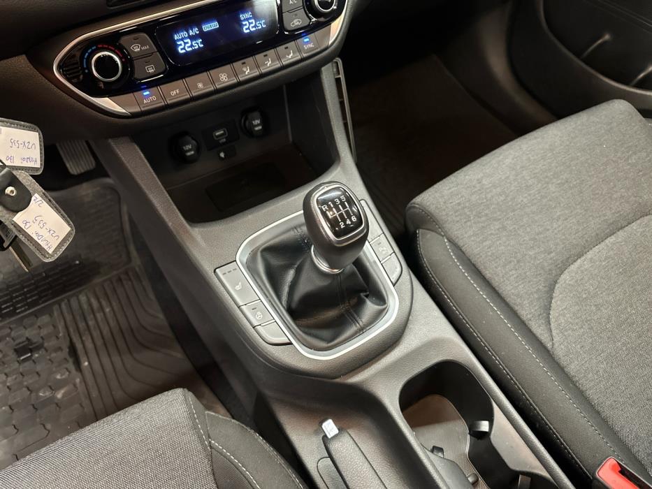 HYUNDAI i30 Hatchback 2021