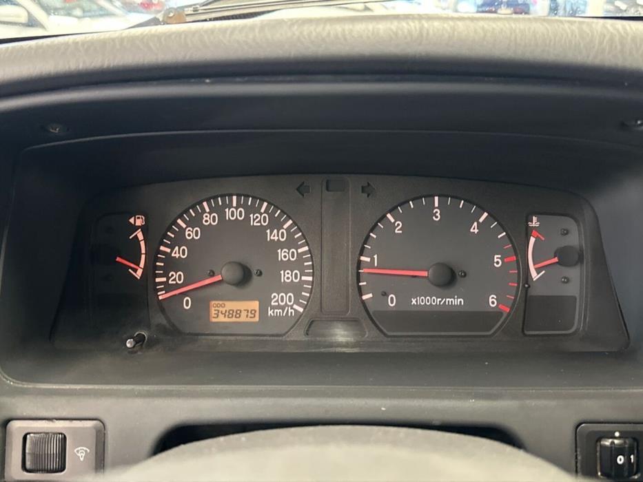 MITSUBISHI Pajero 2000