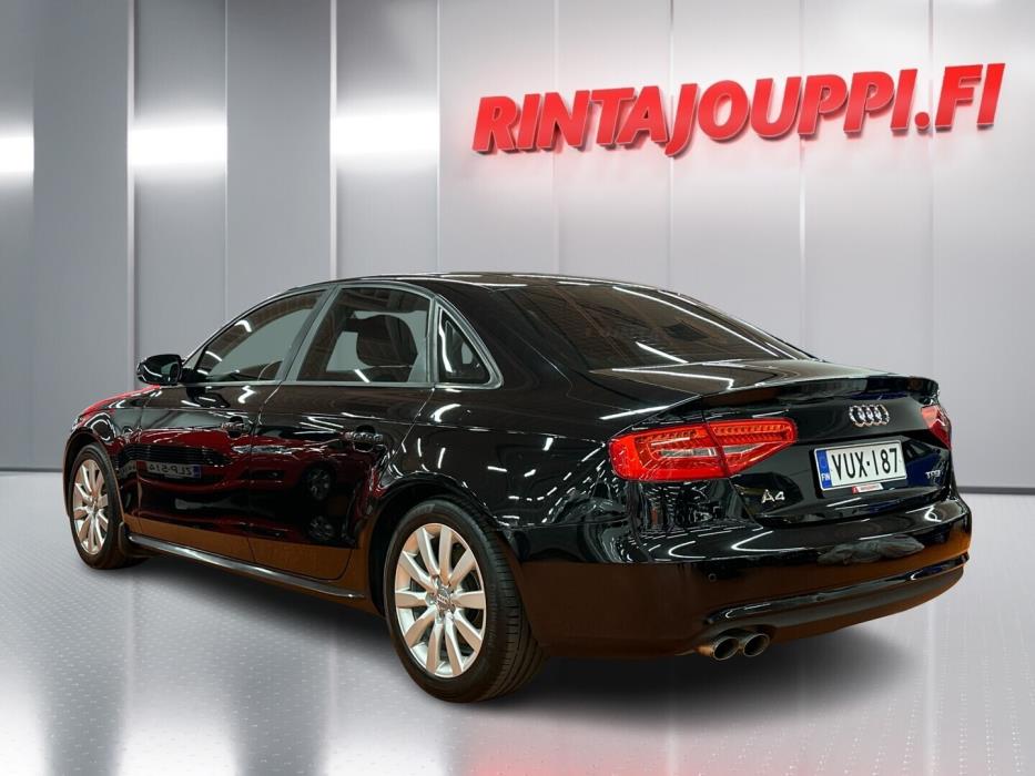 AUDI A4 2012