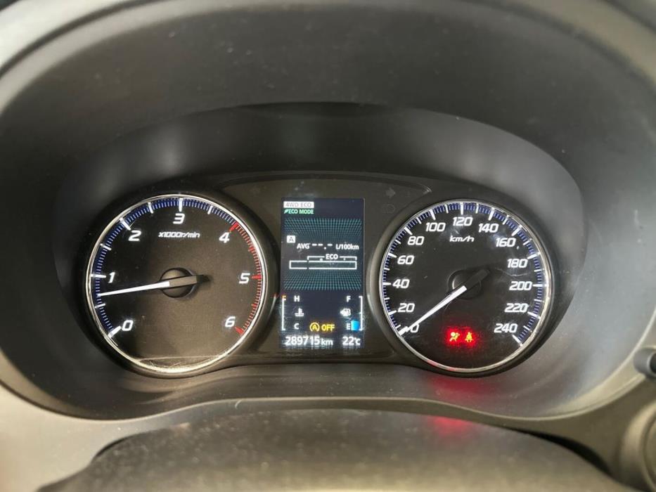 MITSUBISHI Outlander 2013