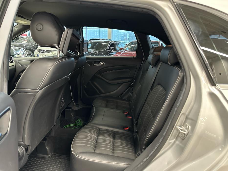 MERCEDES-BENZ B 2014