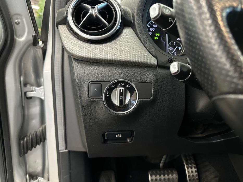 MERCEDES-BENZ B 2014