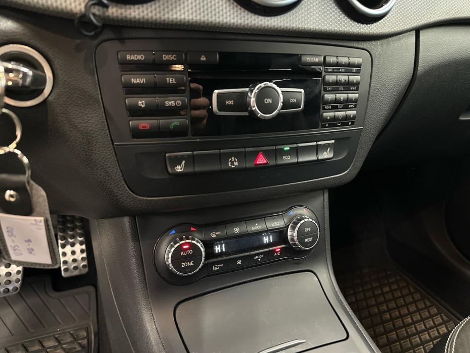 MERCEDES-BENZ B 2014