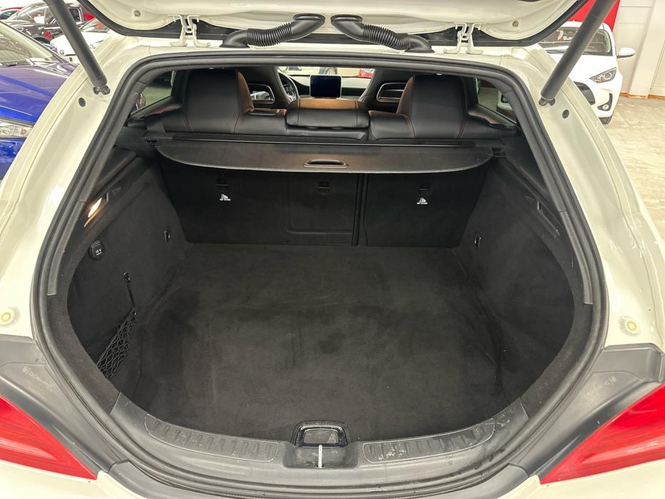 MERCEDES-BENZ CLA 2015