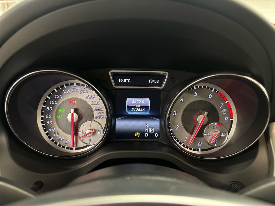 MERCEDES-BENZ CLA 2015