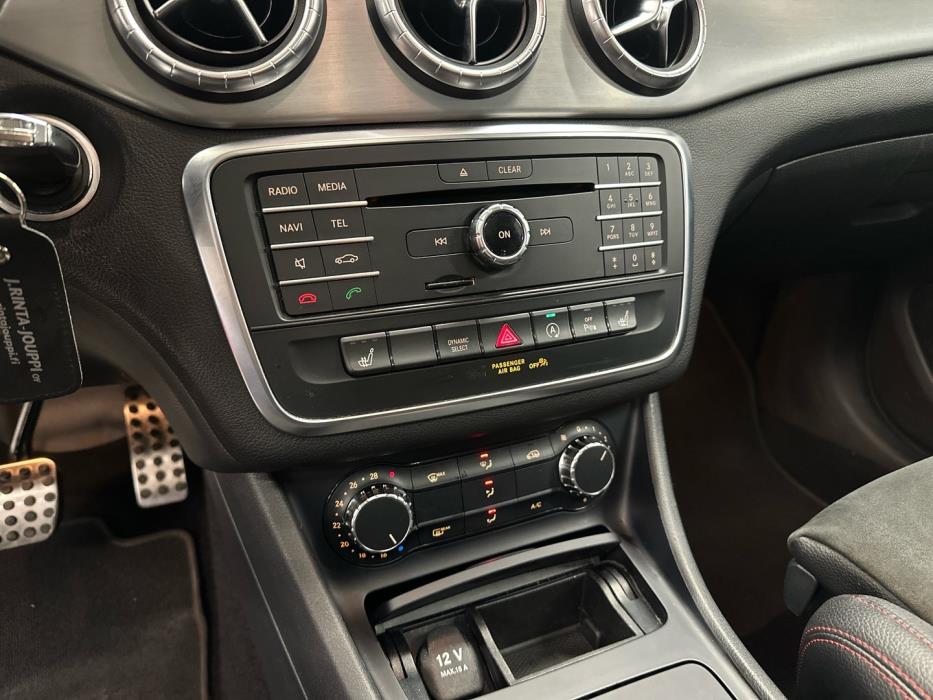 MERCEDES-BENZ CLA 2015