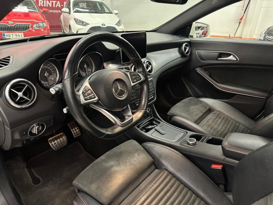 MERCEDES-BENZ CLA 2015