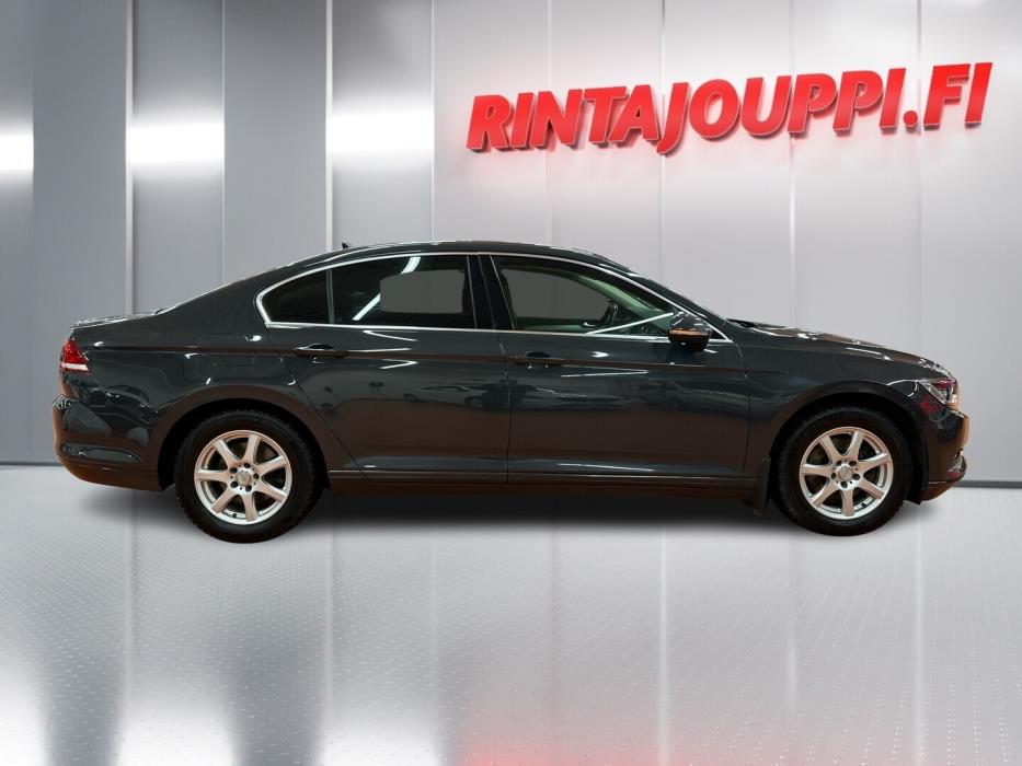 VOLKSWAGEN Passat 2018