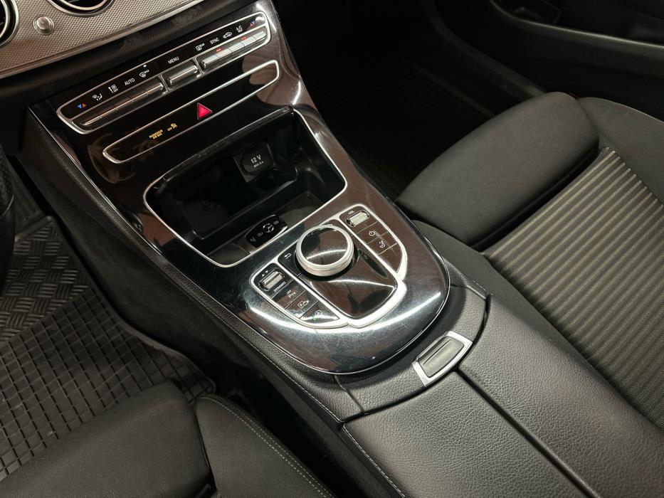 MERCEDES-BENZ E 2018