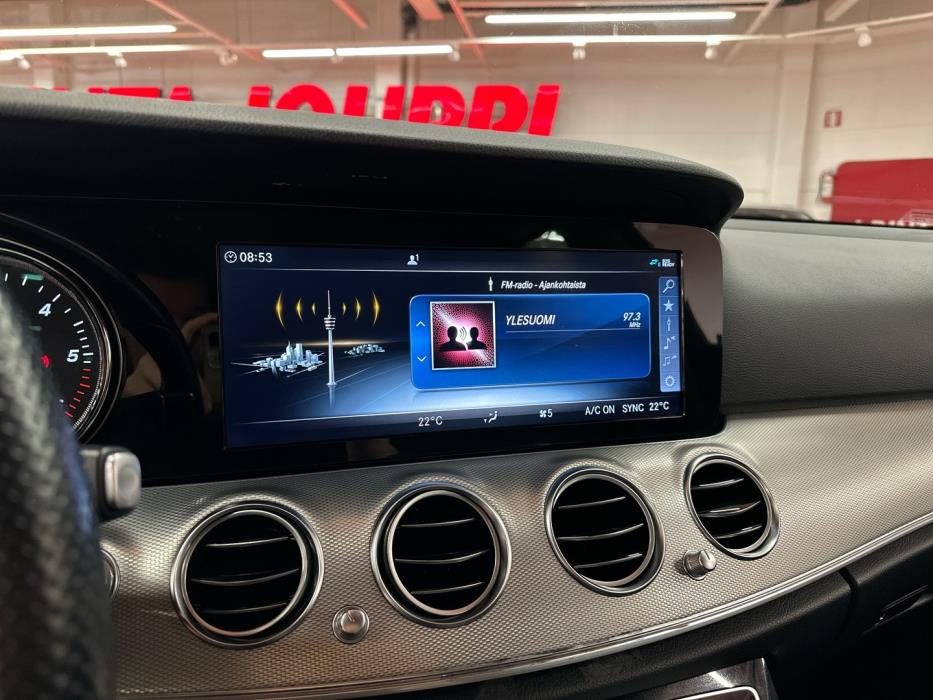 MERCEDES-BENZ E 2018