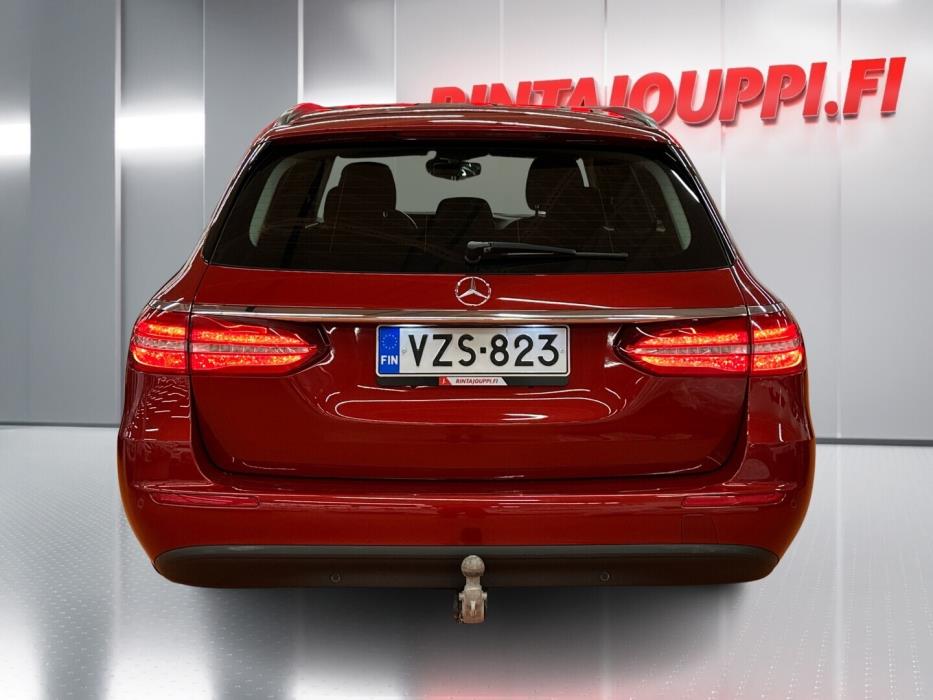 MERCEDES-BENZ E 2018