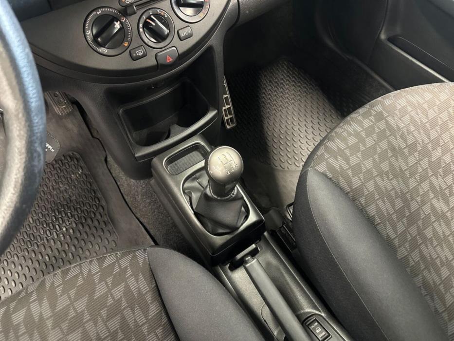 NISSAN Note 2006