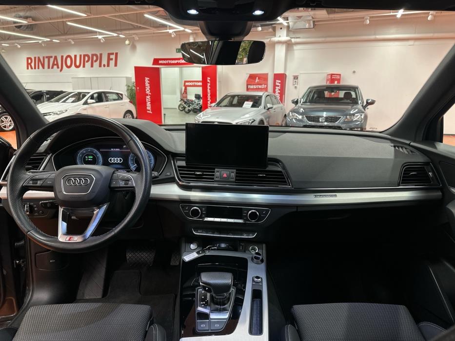 AUDI Q5 2021
