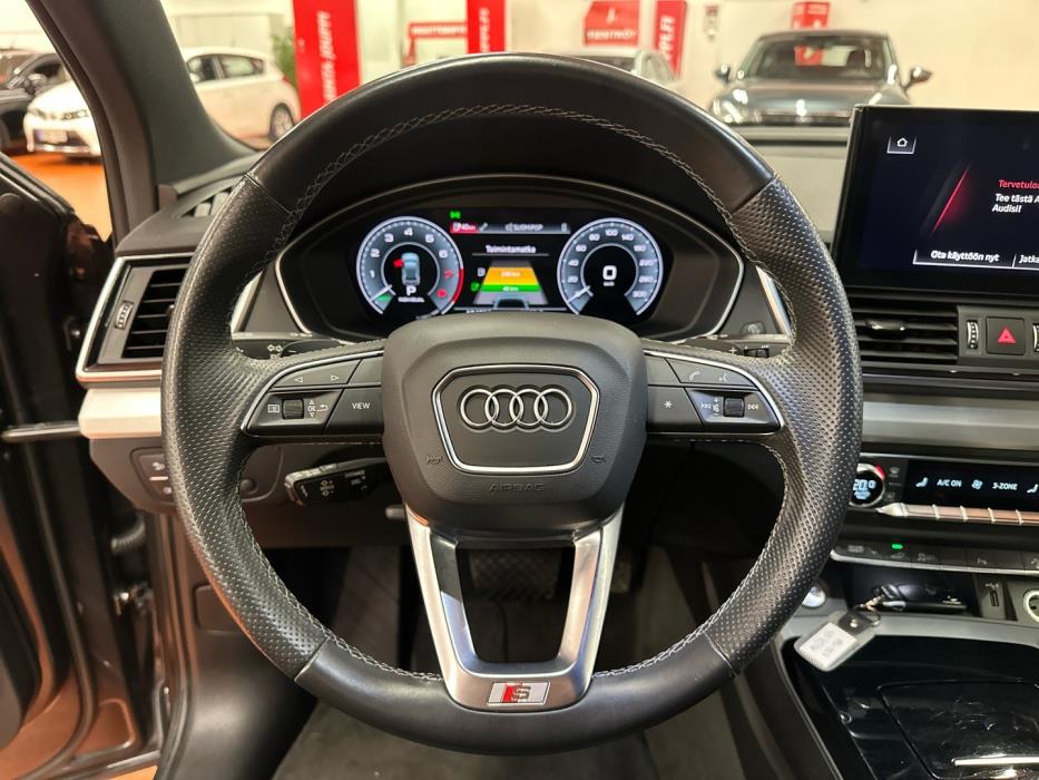 AUDI Q5 2021