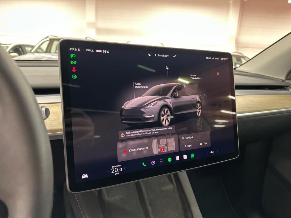 TESLA Model Y 2023