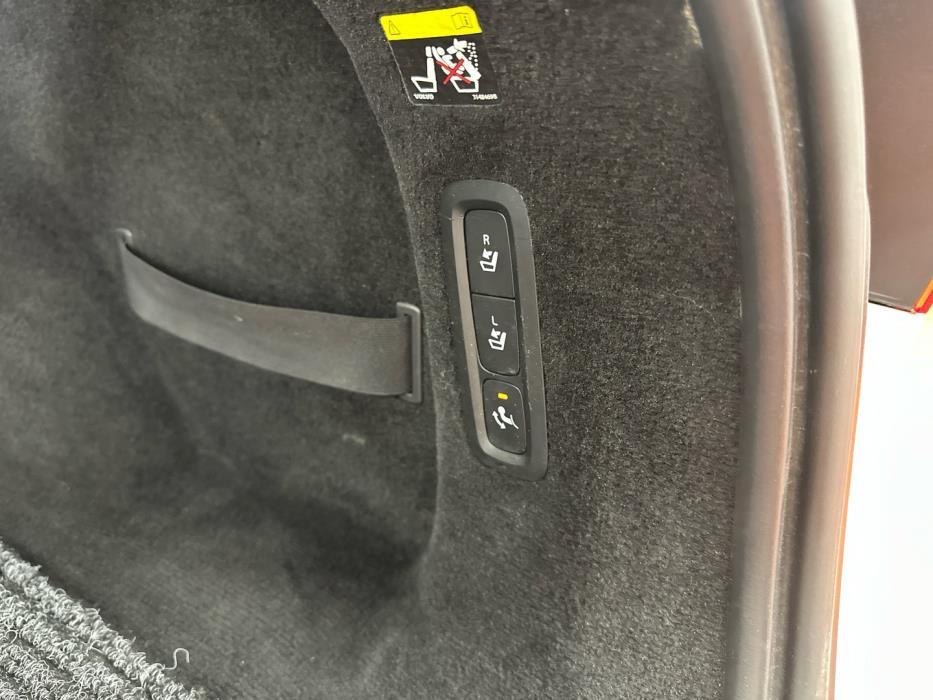 VOLVO V90 2019