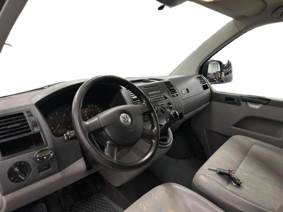 VOLKSWAGEN Transporter 2009