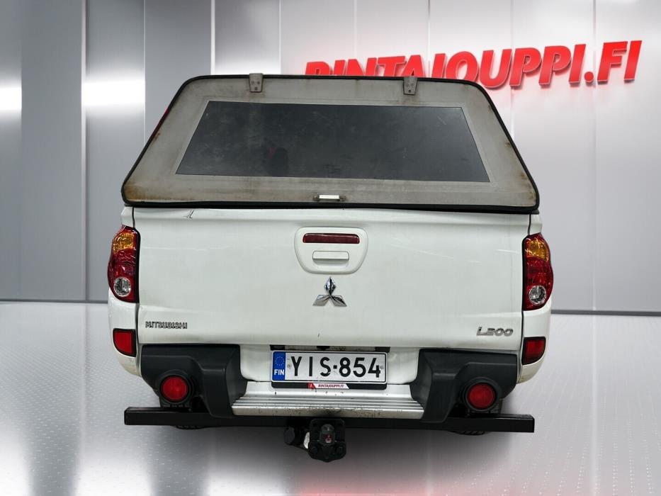 MITSUBISHI L200 2014