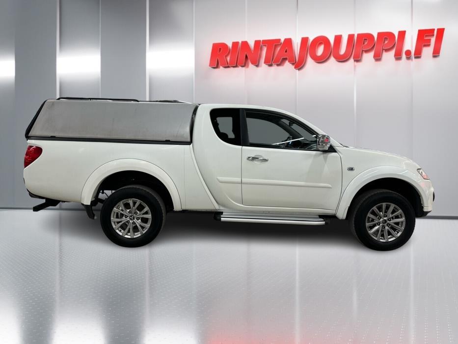 MITSUBISHI L200 2014