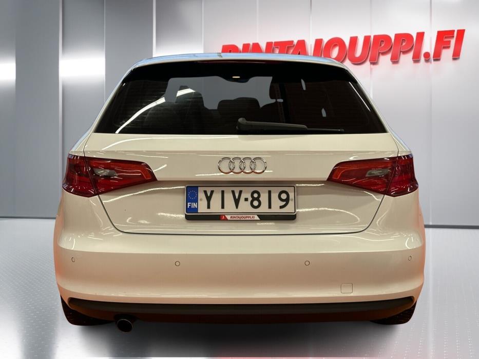 AUDI A3 2015