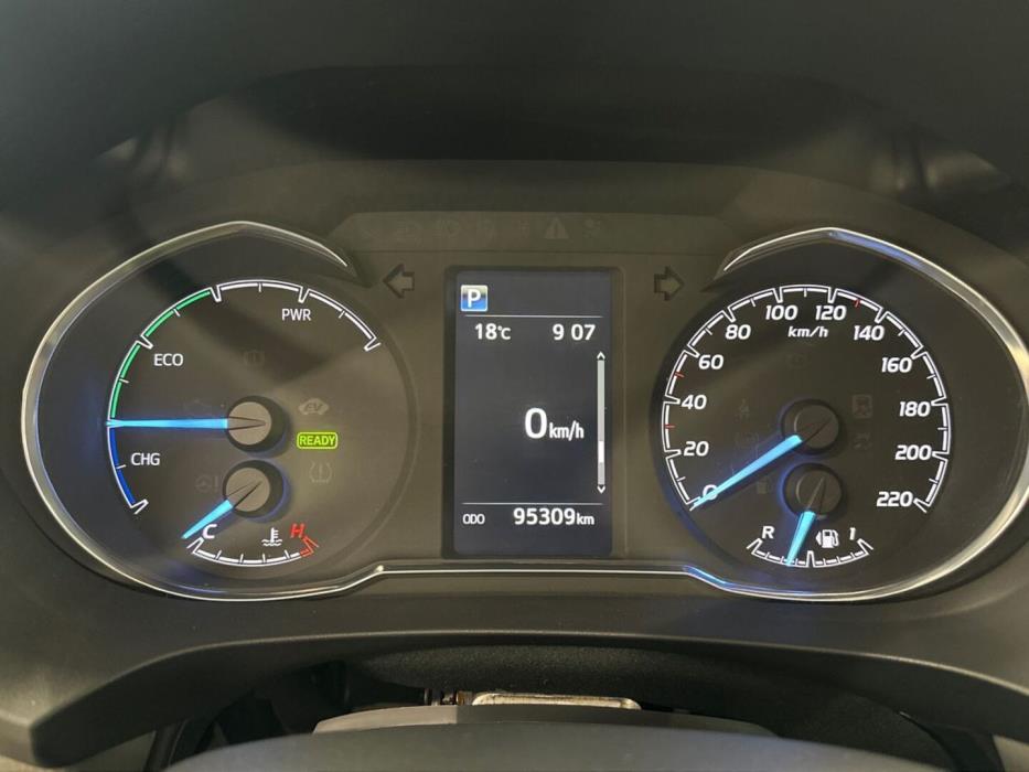 TOYOTA Yaris 2018