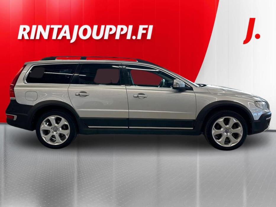 VOLVO XC70 2016