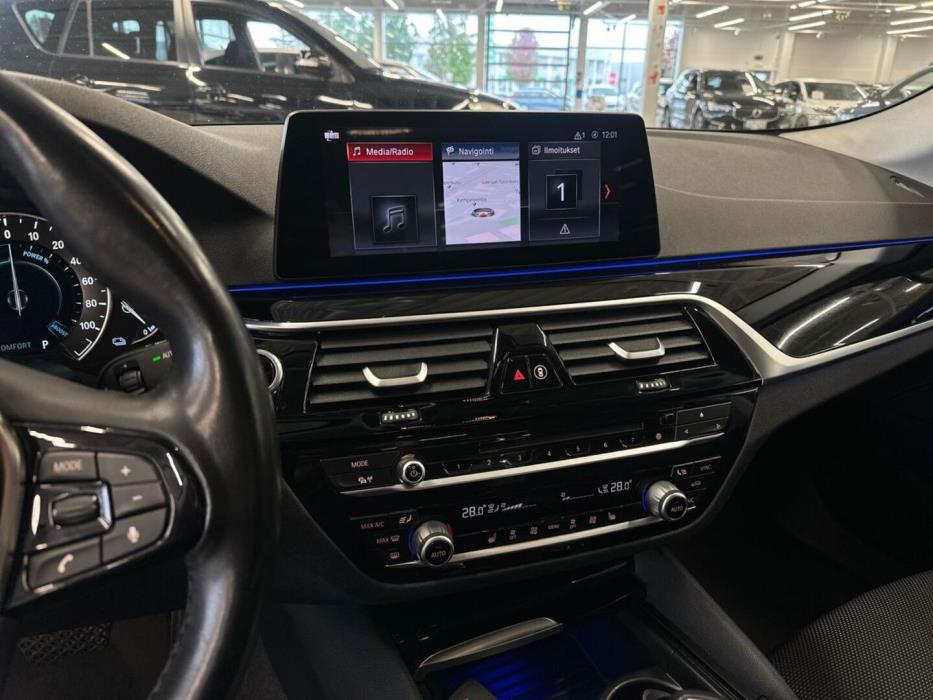 BMW 530 2019