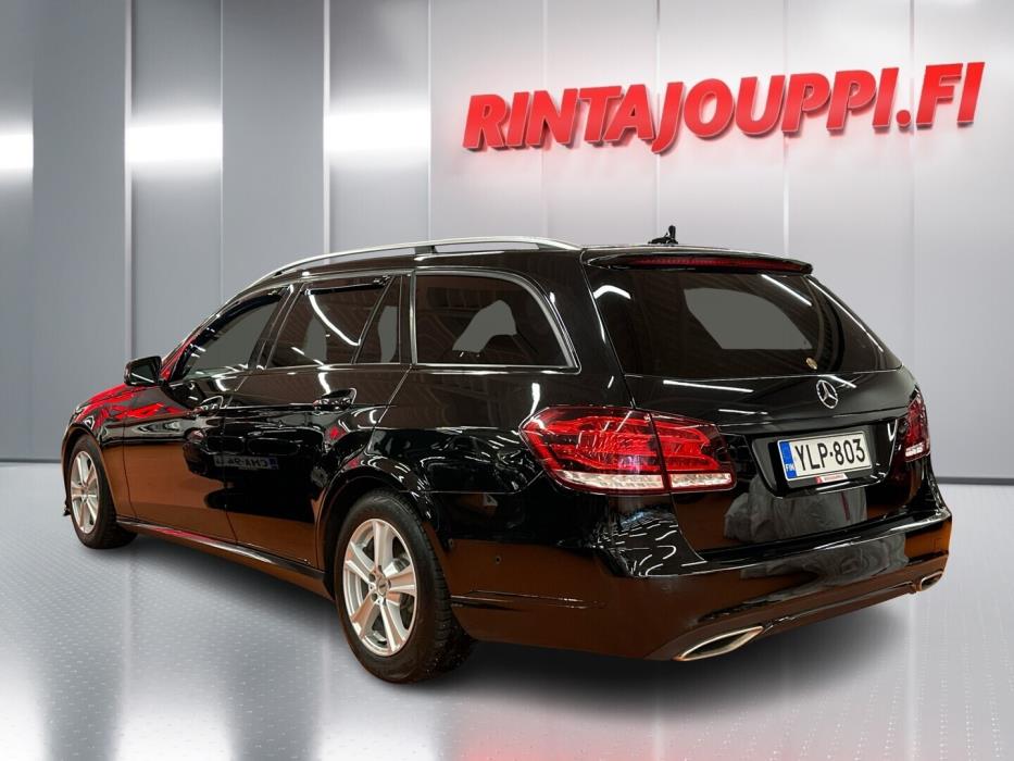 MERCEDES-BENZ E 2013