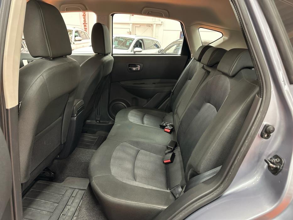 NISSAN Qashqai 2010