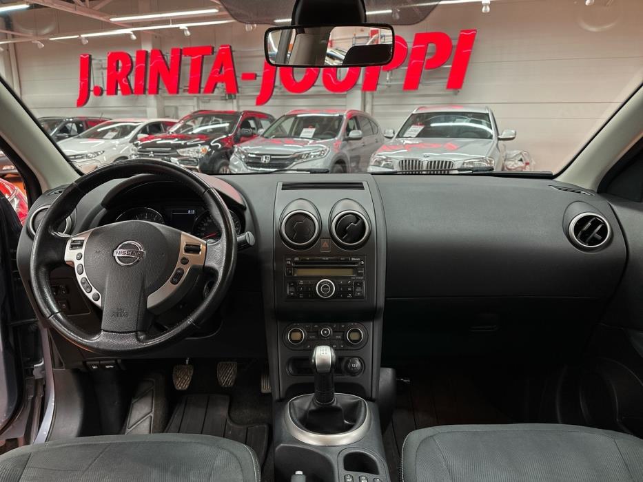 NISSAN Qashqai 2010