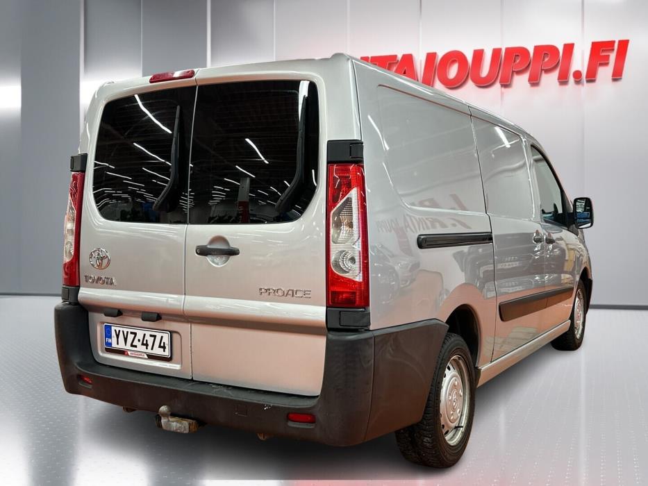 TOYOTA Proace 2014