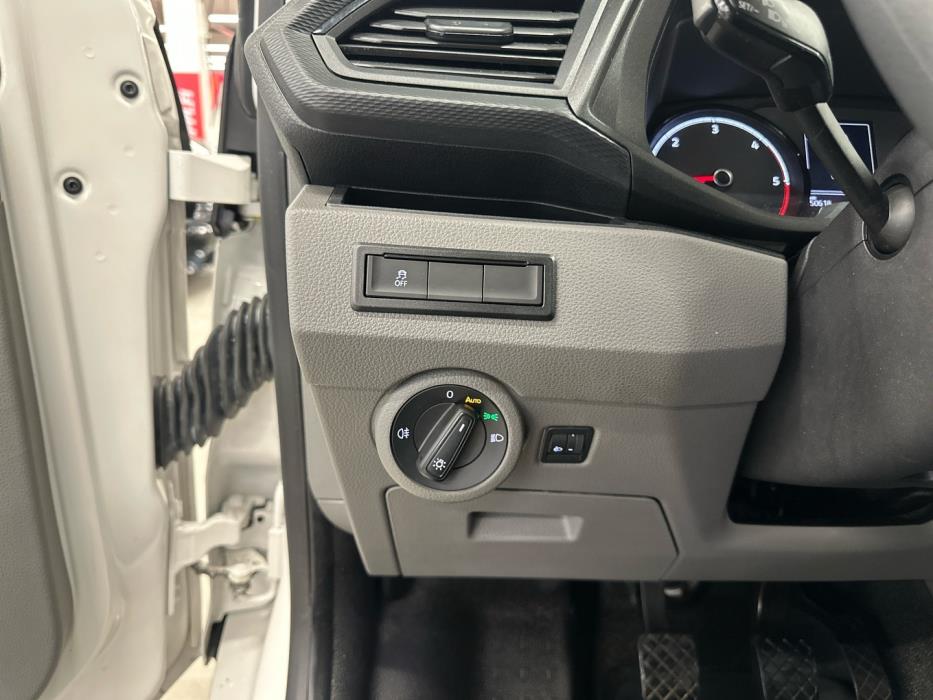 VOLKSWAGEN Transporter 2021