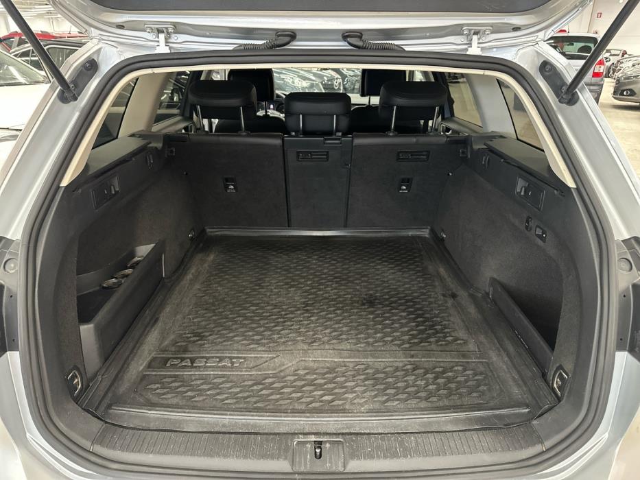 VOLKSWAGEN Passat 2015