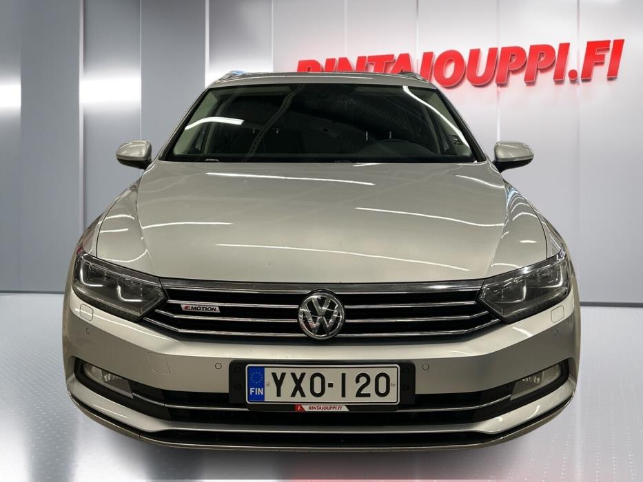 VOLKSWAGEN Passat 2015