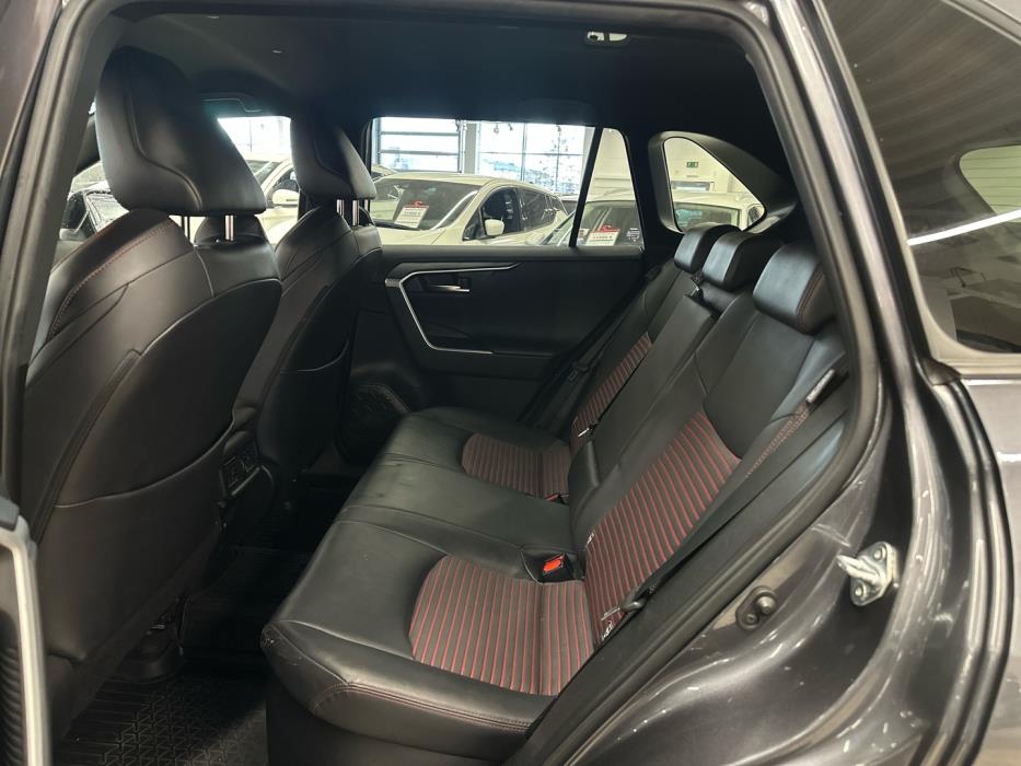 TOYOTA RAV4 Plug-in 2021