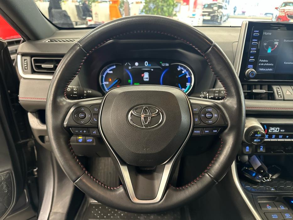 TOYOTA RAV4 Plug-in 2021
