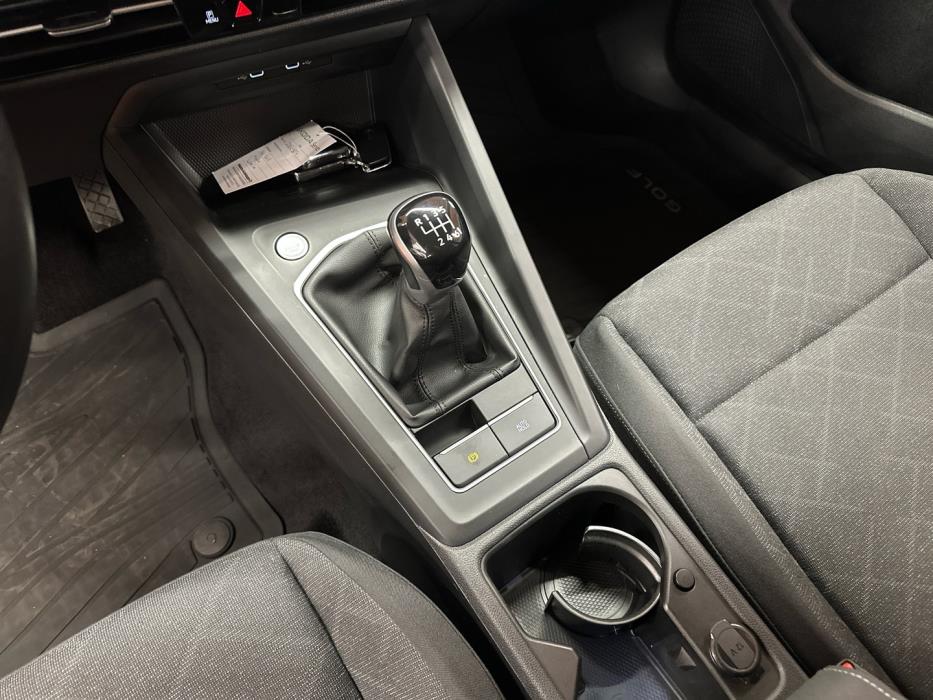 VOLKSWAGEN Golf 2020